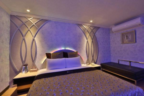  Full Moon Motel  Xinpu Township